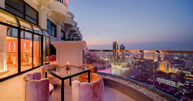 pink-bar-views-at-lebua-and-chefs-table-bangkok-michelin-star-restaurants-top25restaurants-bangkok Pink Bar at lebua Bangkok is an glamorous champagne bar adjacent to Chef's Table
